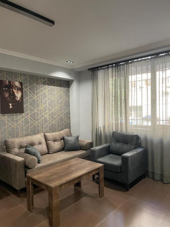 One Central Apartment Erivan Exterior foto